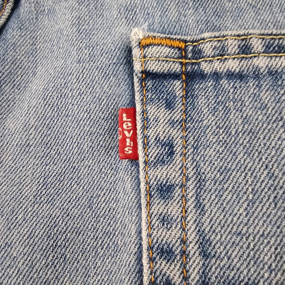 Levis 505 Regular Fit Light Wash Straight Leg Denim Jeans Mens 38x30 Blue - Picture 8 of 16